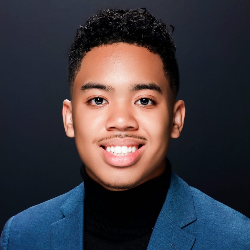 Pham, Khai Pre-Program Headshot (1)