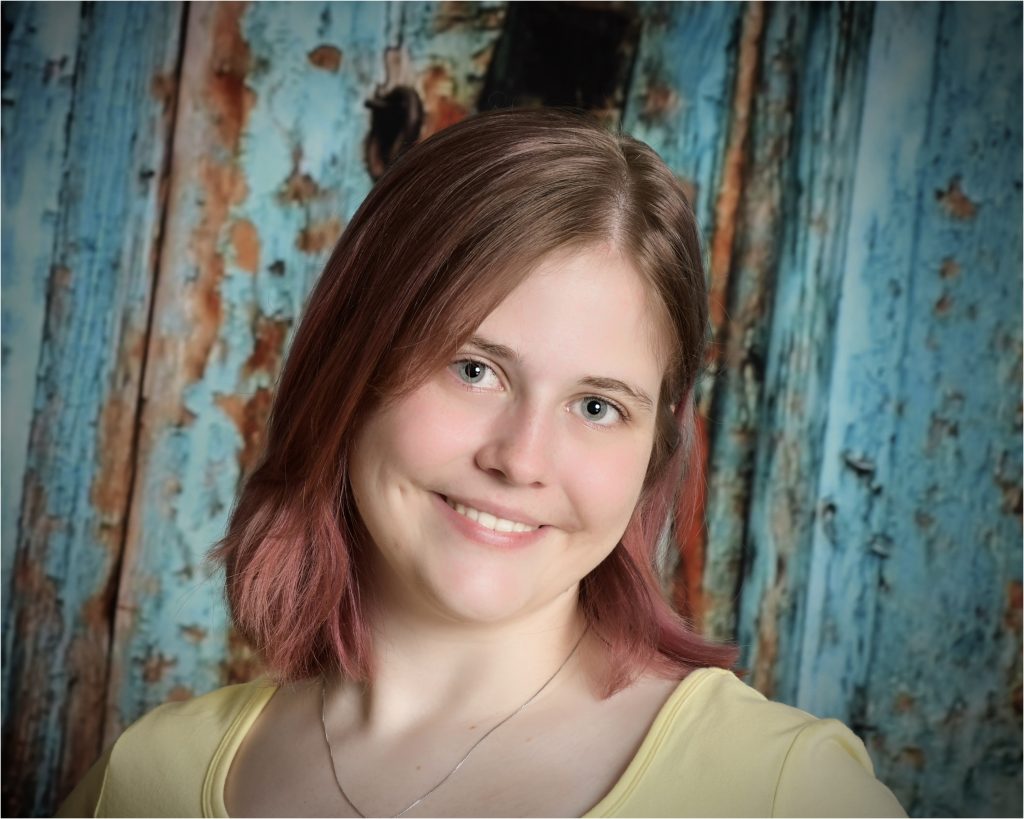 Schmidt, Adeline Pre-Program Headshot